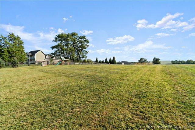 8215 Salem Church Road, Charlestown, IN 47111