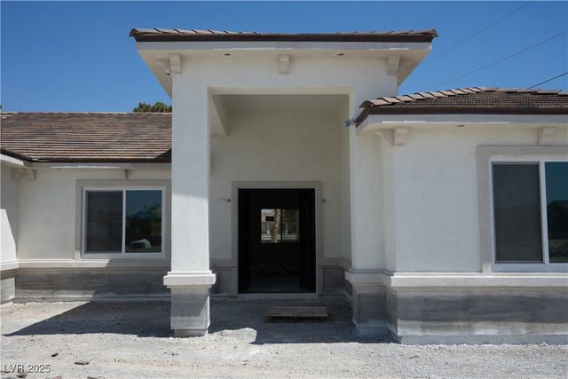 2861 South Firestone Court, Pahrump, NV 89048