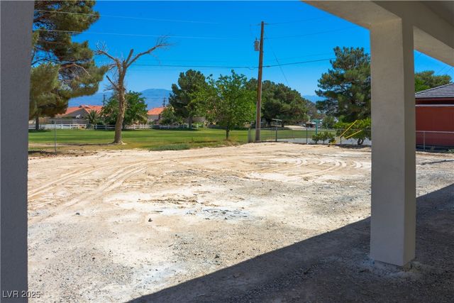 2861 South Firestone Court, Pahrump, NV 89048