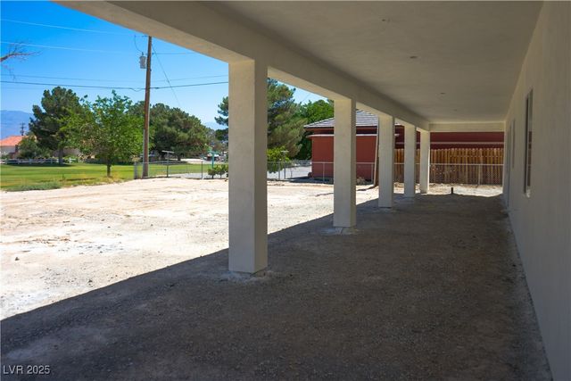 2861 South Firestone Court, Pahrump, NV 89048