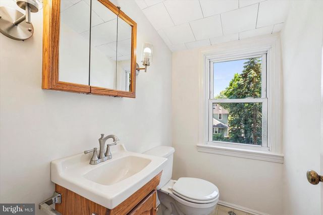229 LISMORE AVE, Glenside, PA 19038