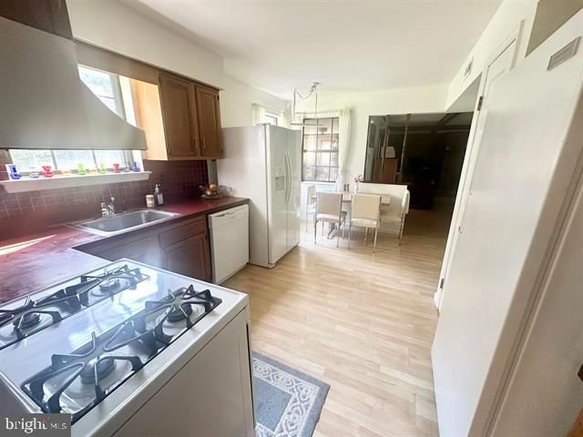 814 BERRYWOOD LN, Absecon, NJ 08205