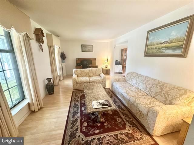 814 BERRYWOOD LN, Absecon, NJ 08205