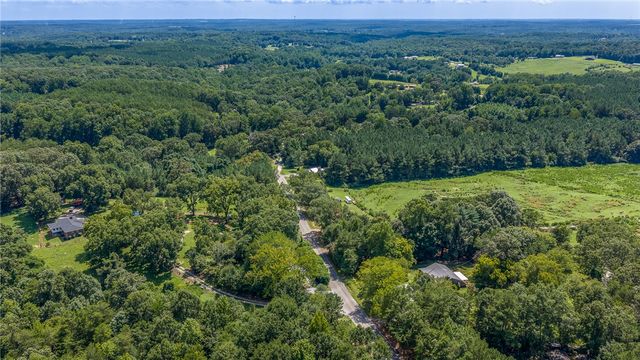203 Muller Road, Walhalla, SC 29691
