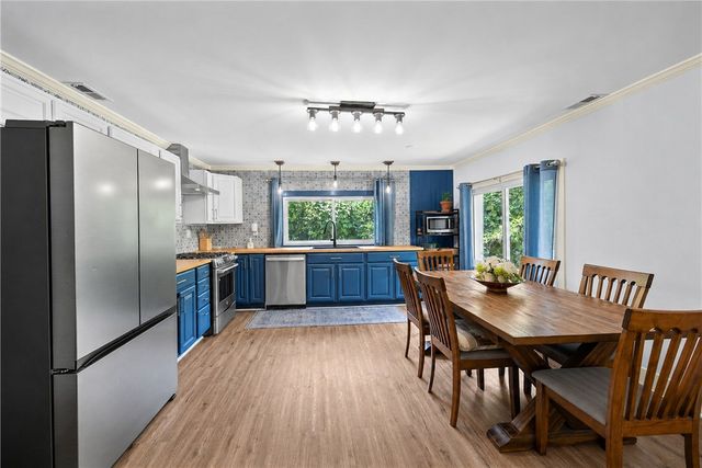 203 Muller Road, Walhalla, SC 29691