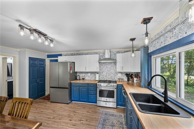 203 Muller Road, Walhalla, SC 29691