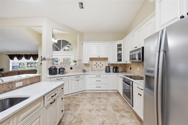 5956 W GREEN ACRES STREET, Homosassa, FL 34446