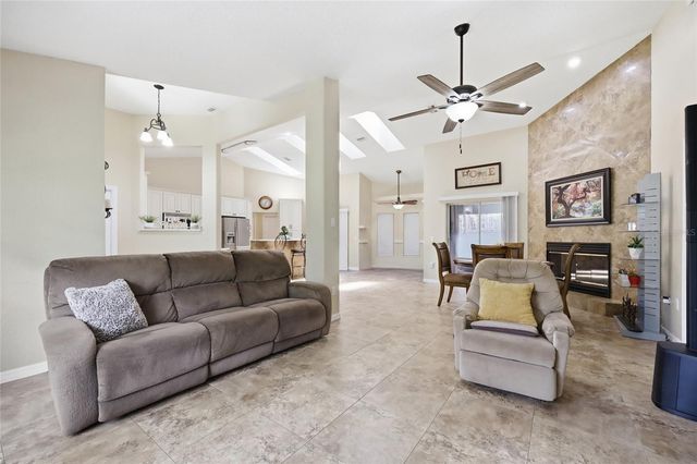 5956 W GREEN ACRES STREET, Homosassa, FL 34446