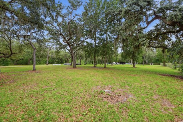 5956 W GREEN ACRES STREET, Homosassa, FL 34446