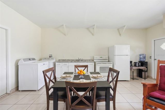 5956 W GREEN ACRES STREET, Homosassa, FL 34446