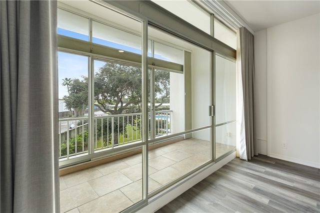 4600 Ocean Dr 201A, Corpus Christi, TX 78412