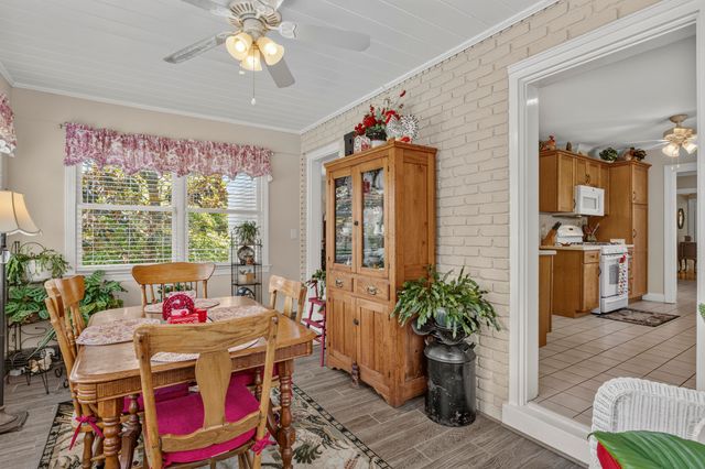 138 Country Lane, Frankfort, KY 40601