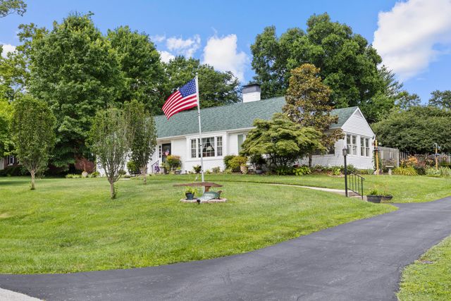 138 Country Lane, Frankfort, KY 40601