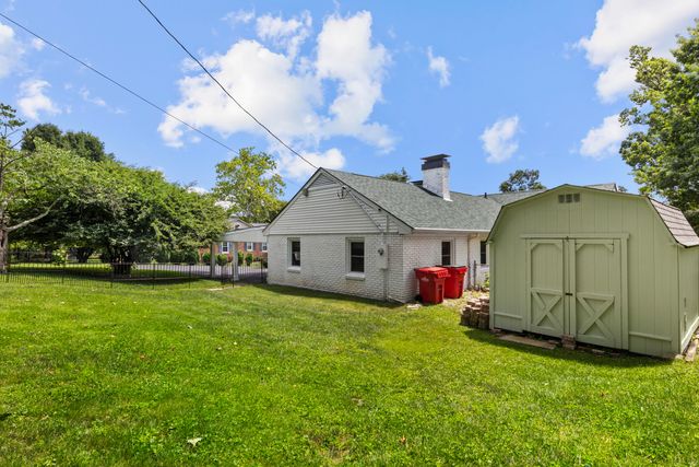 138 Country Lane, Frankfort, KY 40601