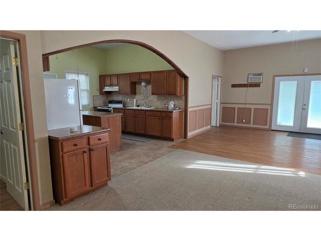 717 Ash St, Julesburg, CO 80737