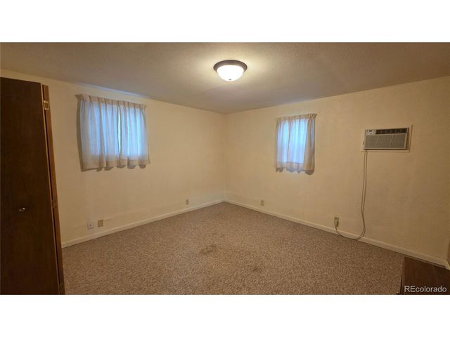 717 Ash St, Julesburg, CO 80737