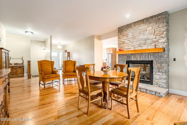 128 Ochs Ln, Bloomfield, KY 40008