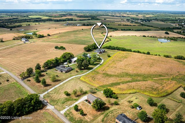 128 Ochs Ln, Bloomfield, KY 40008