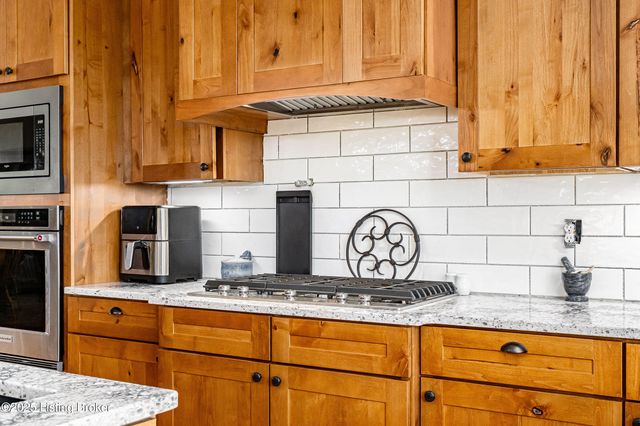 128 Ochs Ln, Bloomfield, KY 40008