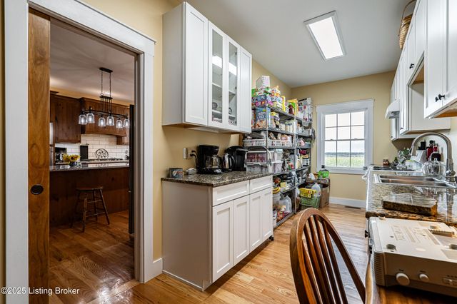 128 Ochs Ln, Bloomfield, KY 40008