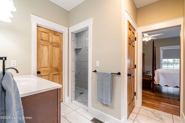 128 Ochs Ln, Bloomfield, KY 40008