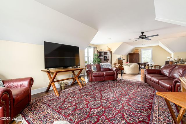 128 Ochs Ln, Bloomfield, KY 40008