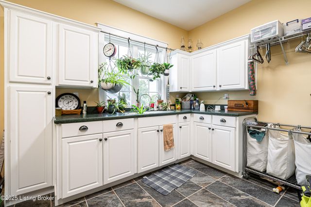 128 Ochs Ln, Bloomfield, KY 40008