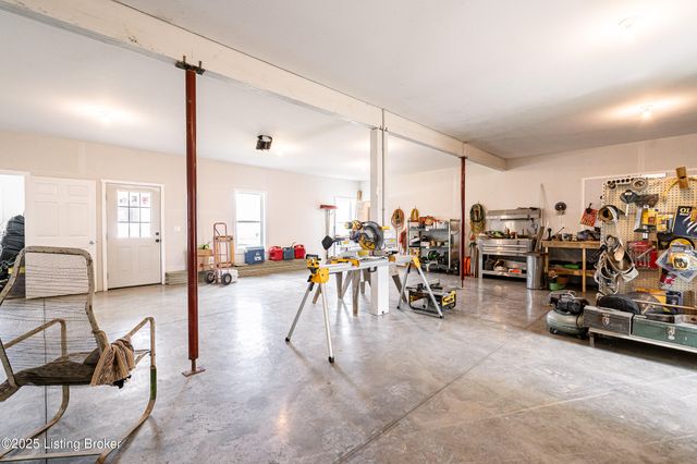 128 Ochs Ln, Bloomfield, KY 40008