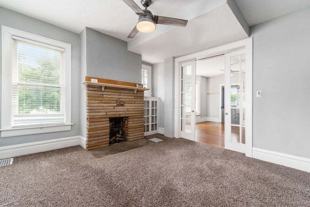 2339 Summit Street, Columbus, OH 43202
