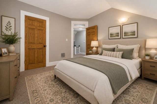 2339 Summit Street, Columbus, OH 43202