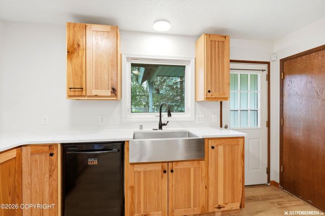 8401 Williwa Circle, Anchorage, AK 99504