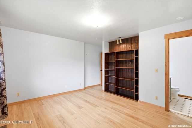 8401 Williwa Circle, Anchorage, AK 99504