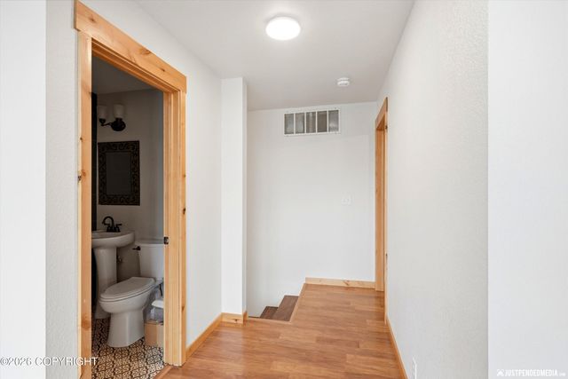 8401 Williwa Circle, Anchorage, AK 99504