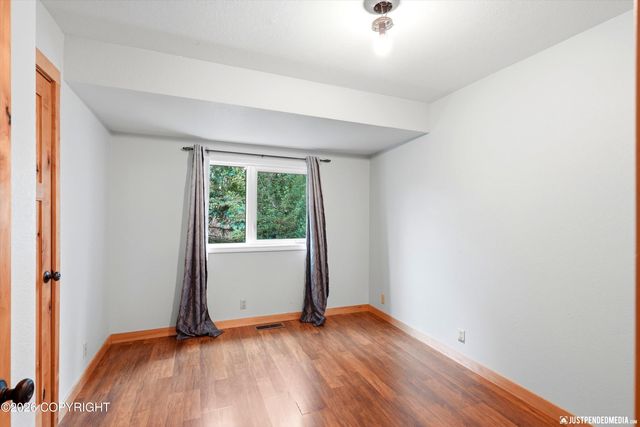 8401 Williwa Circle, Anchorage, AK 99504