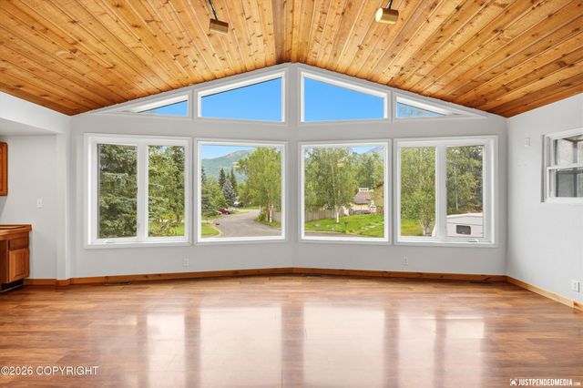 8401 Williwa Circle, Anchorage, AK 99504