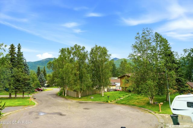 8401 Williwa Circle, Anchorage, AK 99504