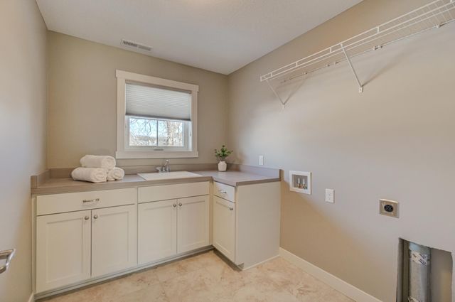 1264 10th Street N, North Hudson, WI 54016