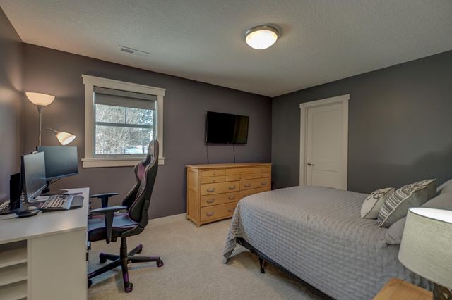 1264 10th Street N, North Hudson, WI 54016