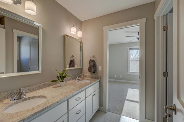 1264 10th Street N, North Hudson, WI 54016