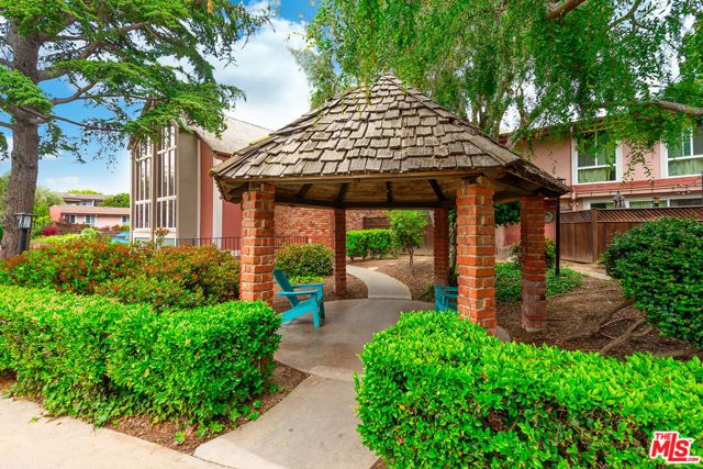 6425 Green Valley Circle 304, Culver City, CA 90230