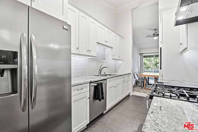 6425 Green Valley Circle 304, Culver City, CA 90230