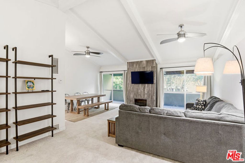 6425 Green Valley Circle 304, Culver City, CA 90230