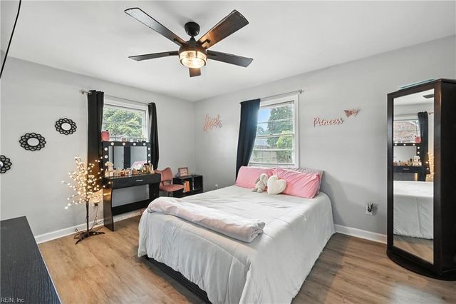 1120 Chesslawn CIR E, Chesapeake, VA 23320