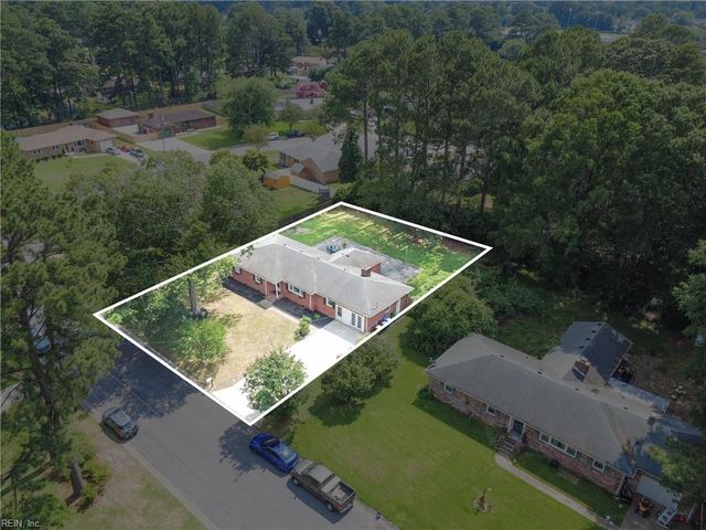 1120 Chesslawn CIR E, Chesapeake, VA 23320