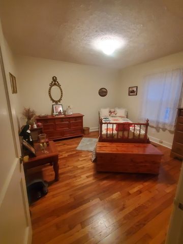 1970 Loney Dr, Nashville, TN 37210