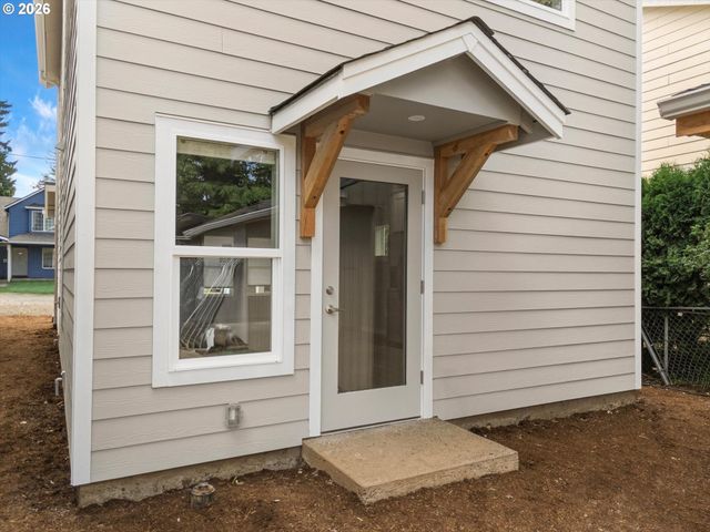 8778 N Newman Ave, Portland, OR 97203