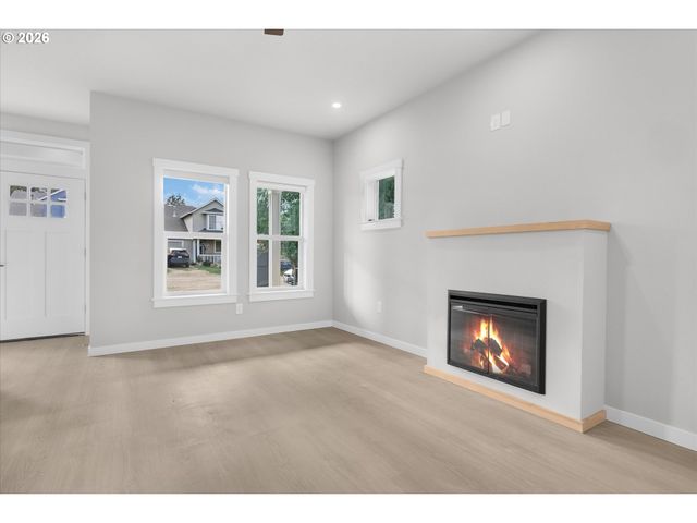 8778 N Newman Ave, Portland, OR 97203