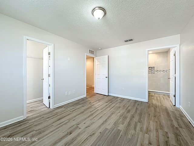 3551 RAIN FOREST Drive W, Jacksonville, FL 32277