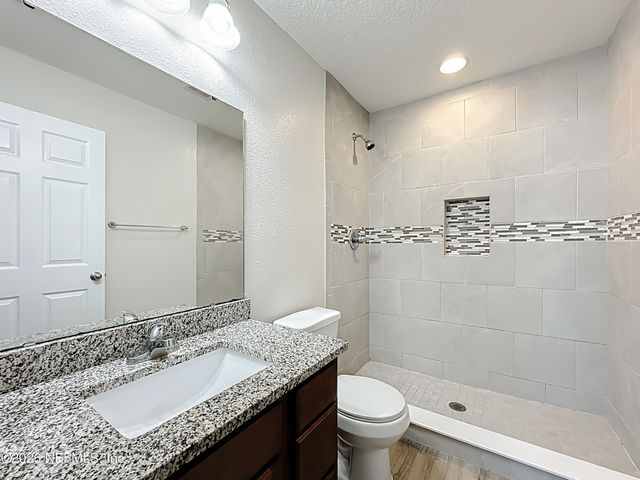 3551 RAIN FOREST Drive W, Jacksonville, FL 32277