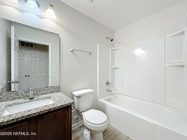 3551 RAIN FOREST Drive W, Jacksonville, FL 32277